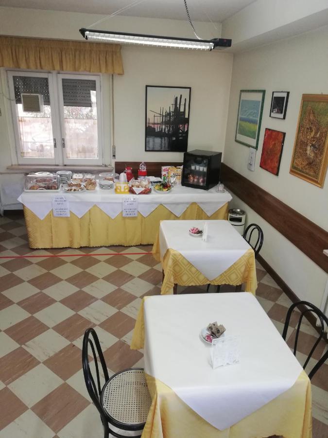 Albergo Roma ランチャーノ エクステリア 写真