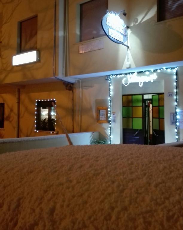Albergo Roma ランチャーノ エクステリア 写真
