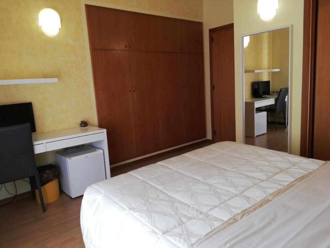 Albergo Roma ランチャーノ エクステリア 写真