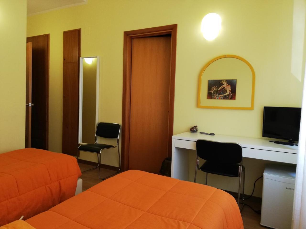 Albergo Roma ランチャーノ エクステリア 写真